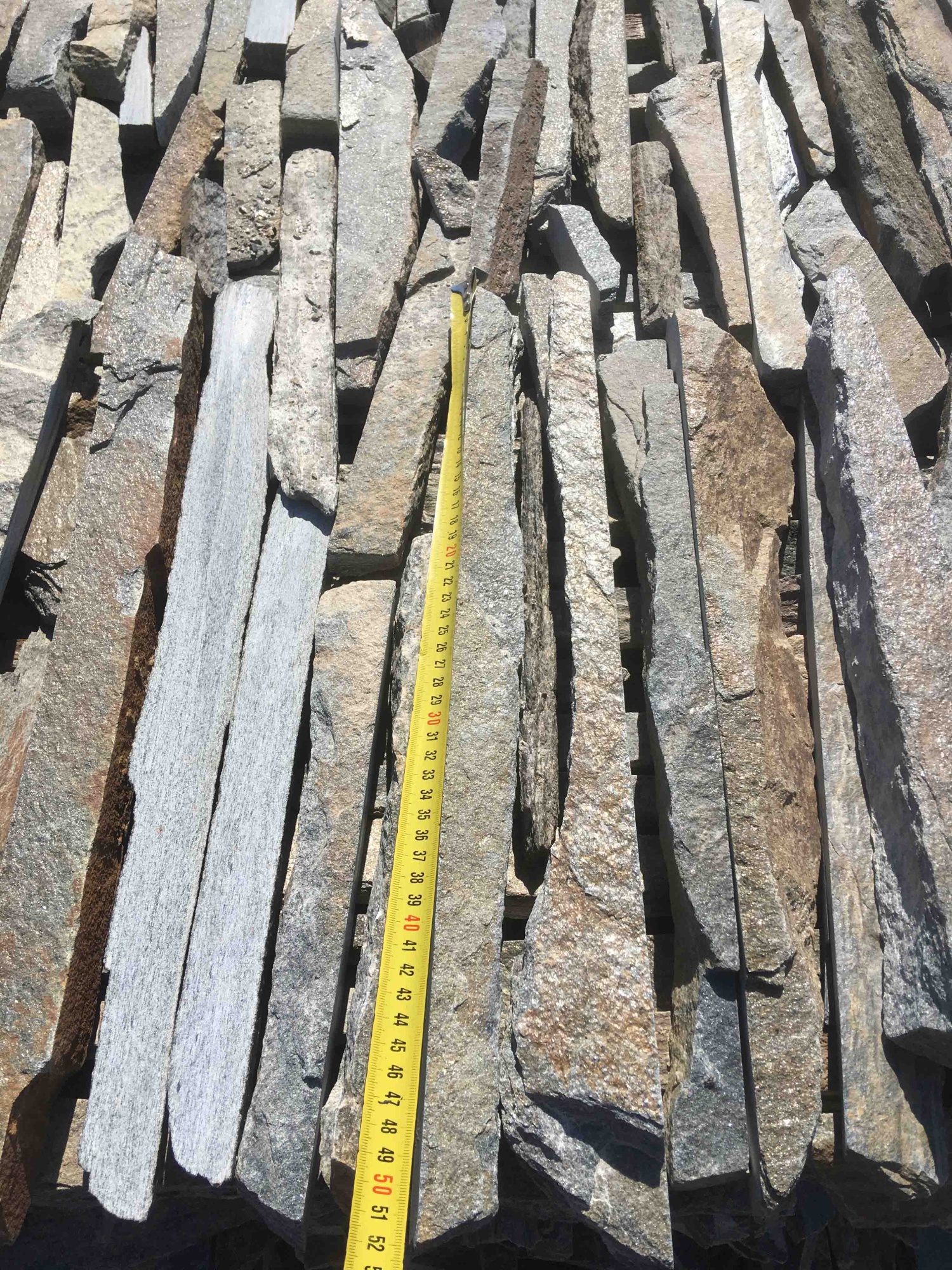 Горбушка златолит мультиколор для облицовки купить в Каслях