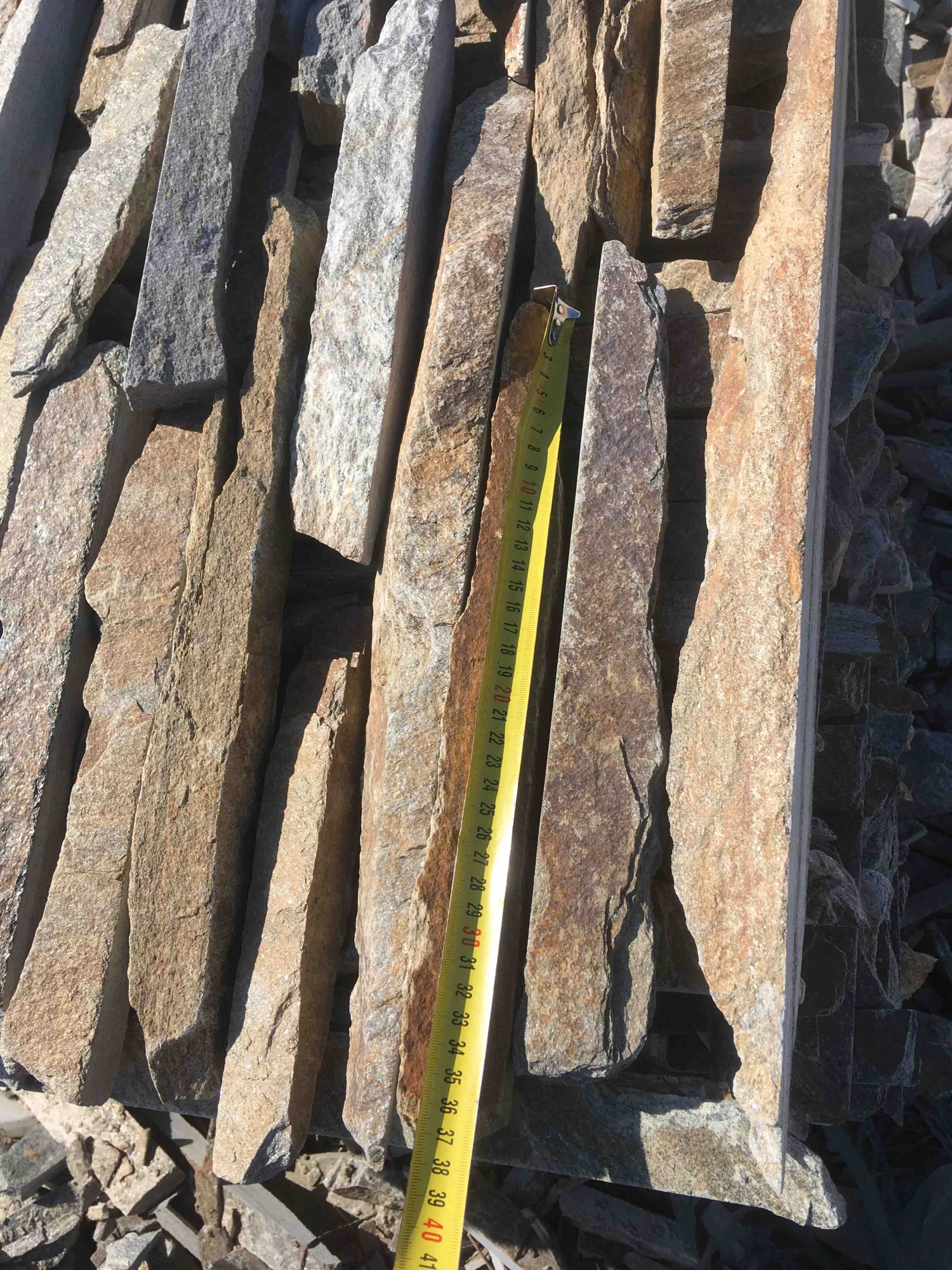 Горбушка златолит мультиколор для облицовки купить в Каслях