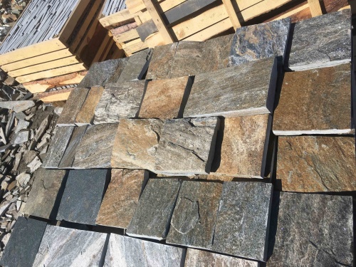 Плитка пилёная златолит Уральский для цоколя, отмостки купить в Каслях