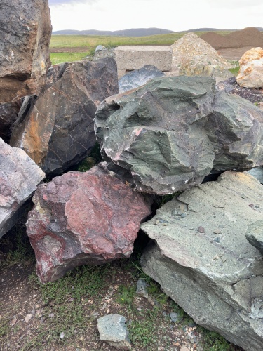 Камни для ландшафтного дизайна зелёные 10-60 килограмм купить в Каслях