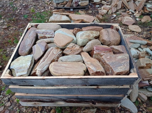 Златолит жёлтый, жёлто-зелёный глыбки и валуны для ланшафтного дизайна купить в Каслях