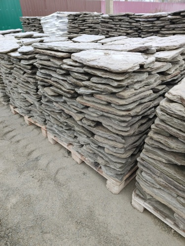 Плитняк дракон серо-зелёный галтованный